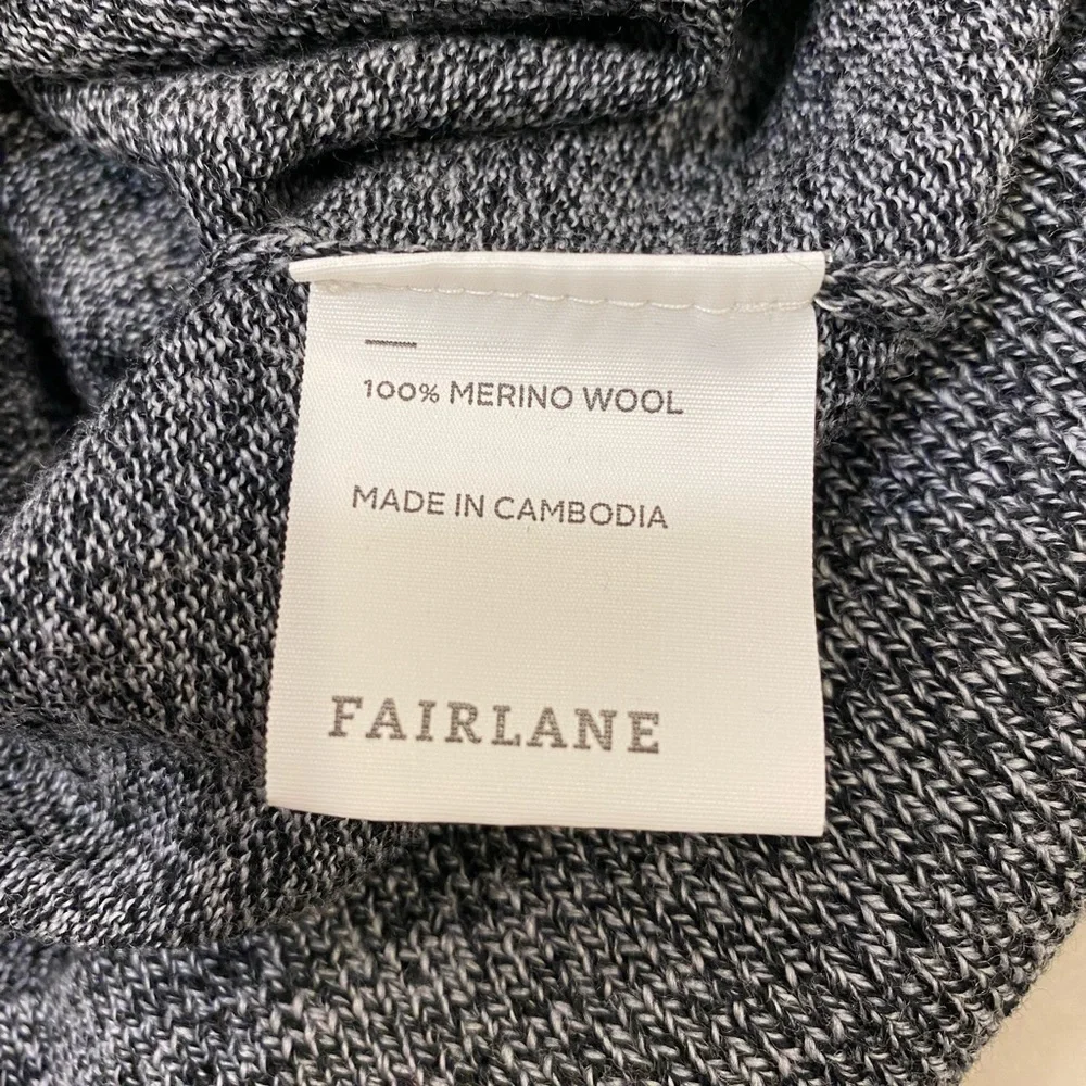 Fairlane Mens Sweater Size Large Gray Merino Wool NWOT